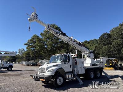 Altec D2050B-TR, 30,000 Lb Digger Derrick