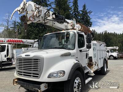 Altec DM47TR, 23,790 Lb Digger Derrick
