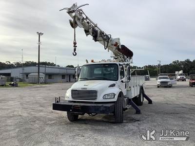 Freightliner M2 Tracked Digger Derrick