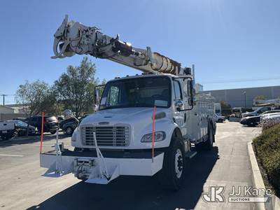 Altec DM47-BTR , 23,790 Lb Digger Derrick