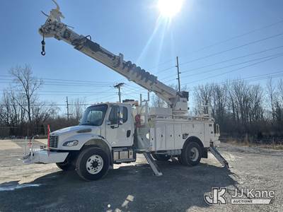 Altec DM47B-TR, 23,790 Lb Digger Derrick