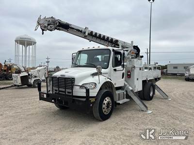 Altec DC45BR, 19,480 Lb Digger Derrick