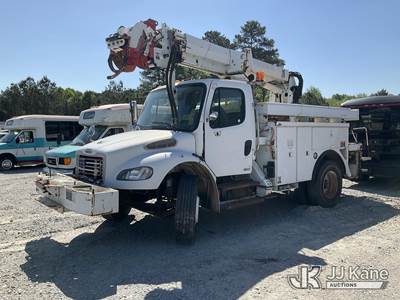 Altec DL45-BC, 19,820 Lb Derrick