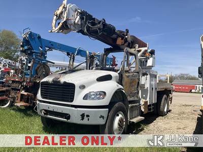 Freightliner M2 Truck-Mounted Digger Derrick