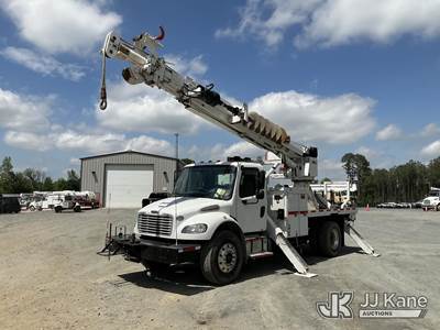 Altec DC47-TR, 23,520 Lb Digger Derrick