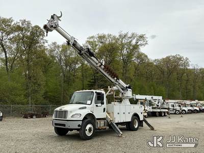Altec DC47TR, 23,790 Lb Digger Derrick