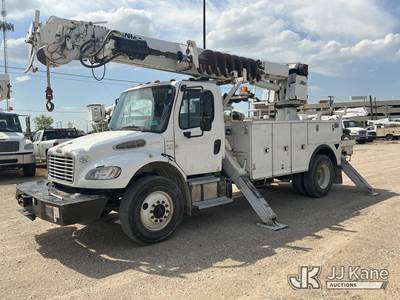 Altec DM47B-TR, 23,790 Lb Digger Derrick