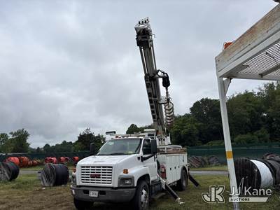Altec DL42-BR, 21,120 Lb Digger Derrick