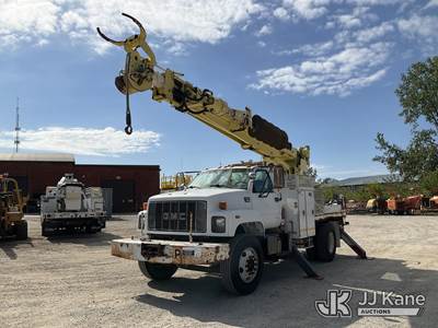 GMC C7H042 Tracked Digger Derrick