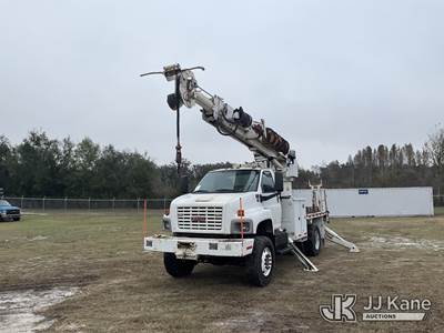 Altec DM47-TR, 23,790 Lb Digger Derrick