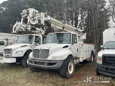 Altec DM47-TR, 23,790 Lb Digger Derrick