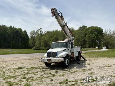 Altec D845A-TR, 30,000 Lb Digger Derrick
