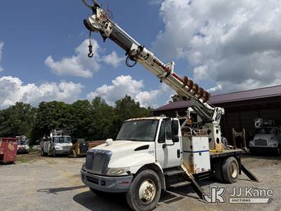 Telelect Commander 4047, 23,680 Lb Digger Derrick