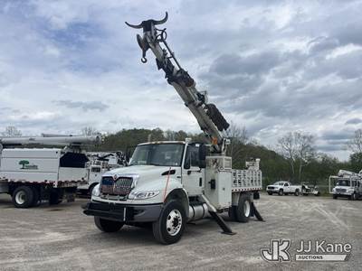 Telelect Commander 4050, 23,760 Lb Digger Derrick