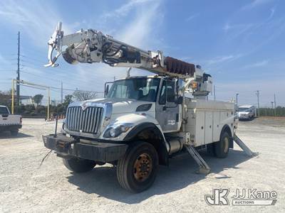Altec DC47-BR, 17,520 Lb Digger Derrick
