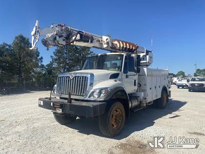 Altec DC47-BR, 17,520 Lb Digger Derrick