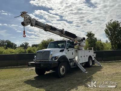 Altec DC47-TR, 23,790 Lb Digger Derrick
