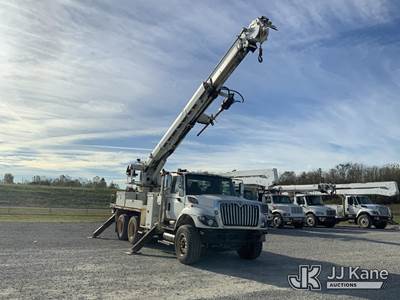 Altec D3050A-TR, 30,000 Lb Digger Derrick