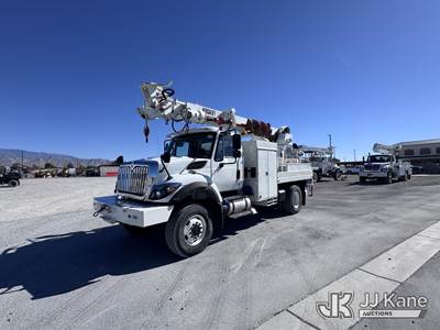 Versalift TM2047, Digger Derrick