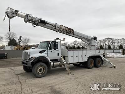 Altec D4065A-TR, 29,310 Lb Digger Derrick