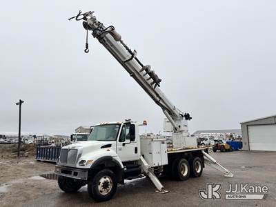 Altec D3060-TR, 25,250 Lb Digger Derrick