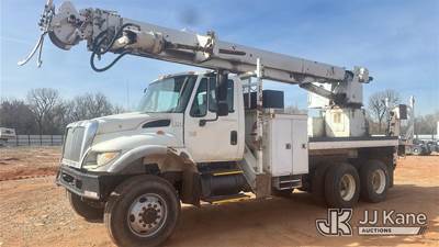 Altec D3060-TR, 25,250 Lb Digger Derrick