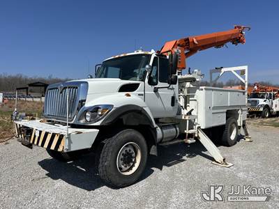 Altec DM45-BB, 19,460 Lb Digger Derrick