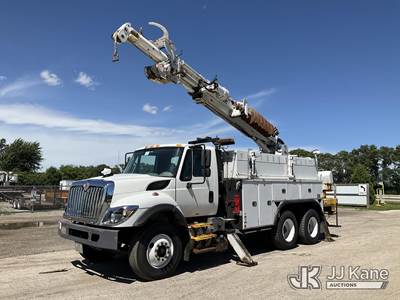 Altec DM45-BBC, 19,460 Lb Digger Derrick
