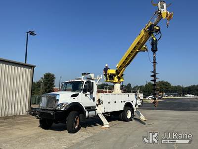 Altec DC45 BR, 19,460 Lb Digger Derrick