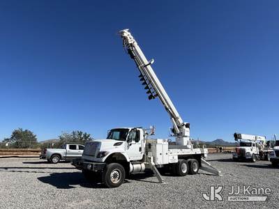 Altec D4065B-TR, 29,310 Lb Digger Derrick