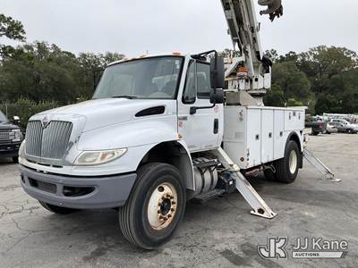 Altec DC47-TR, Digger Derrick