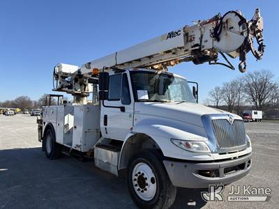 Altec DC47-TR, 23,790 Lb Digger Derrick