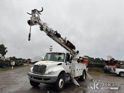 Altec DC47TR, 23,790 Lb Digger Derrick