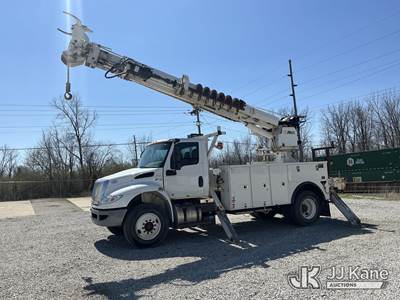 Altec DC47-TR, 23,790 Lb Digger Derrick