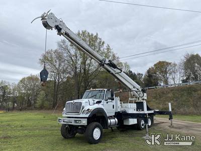 Altec DT80, 43,000 Lb Digger Derrick