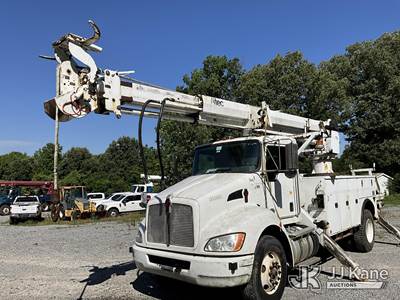 Altec DM47B-TR, 23,790 Lb Derrick