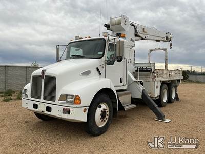 Altec D2045-TB, 30,000 Lb Digger Derrick