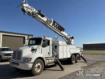 Altec D3055A-TR, 26,570 Lb Digger Derrick