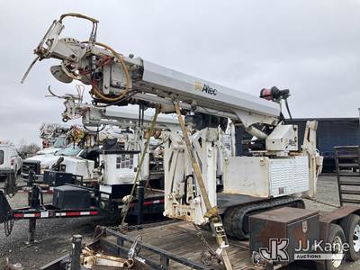 Altec DB37, 3,800 Lb Back Yard Digger Derrick
