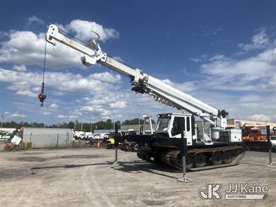 Altec DT80, 43,000 Lb Digger Derrick