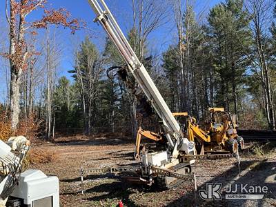 Altec DB35, 3,000 Lb Back Yard Digger Derrick