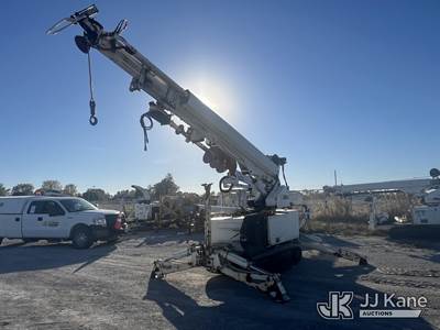 Altec DB37, 3,500 Lb Back Yard Digger Derrick
