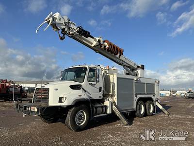 Altec D3060A-TR, 25,150 Lb Digger Derrick