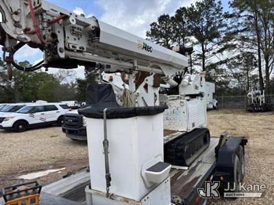 Altec DB37, 3,800 Lb Back Yard Digger Derrick