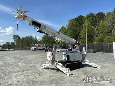Altec DB37, 3,800 Lb Back Yard Digger Derrick