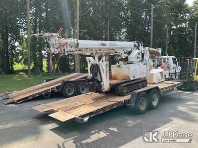 Altec DB37, 3,800 Lb Digger Derrick