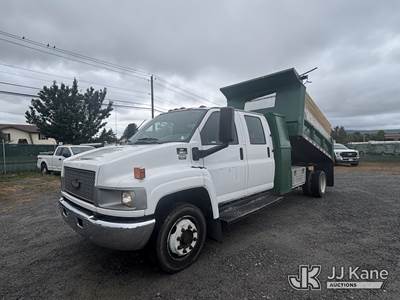 2005 Chevrolet C5500 Extended-Cab Dump Truck