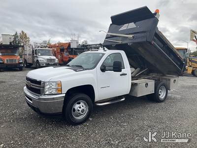 2011 Chevrolet Silverado 3500HD Dump Truck