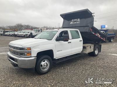 2017 Chevrolet Silverado 3500HD 4x4 Crew-Cab Dump Truck