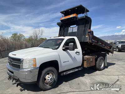 2011 Chevrolet Silverado 3500HD 4x4 Dump Truck